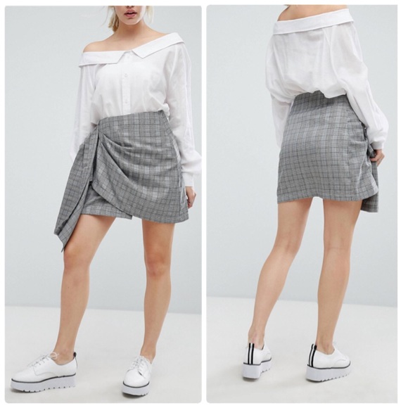 J.O.A Wrap Front Mini Skirt In Vintage Check - Picture 2 of 4